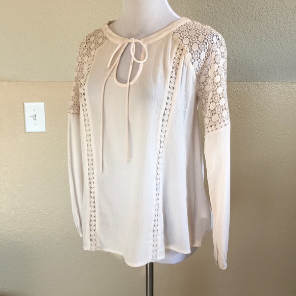 NWT, Jessica Simpson, Lace Trim Peasant Top! - Picture 7 of 8